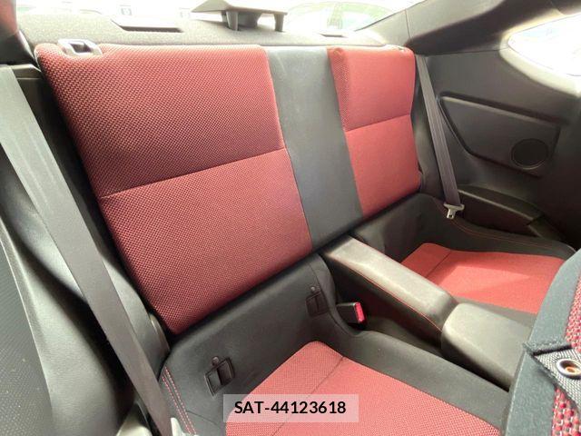 Toyota 86 2013-05 7506392-10