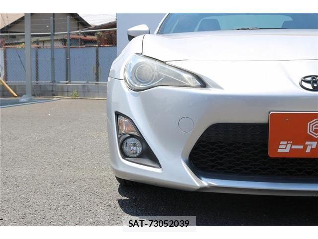 Toyota 86 2012-04 7499072-9