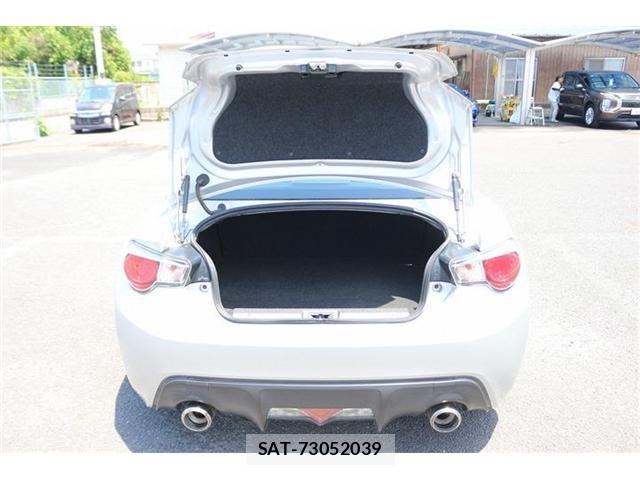 Toyota 86 2012-04 7499072-25