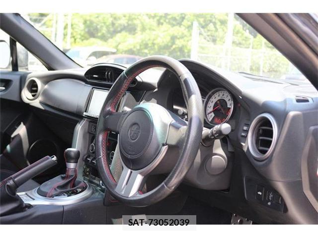 Toyota 86 2012-04 7499072-28