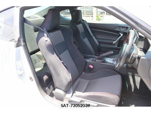 Toyota 86 2012-04 7499072-29