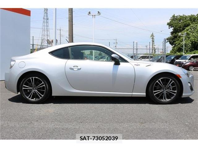 Toyota 86 2012-04 7499072-3