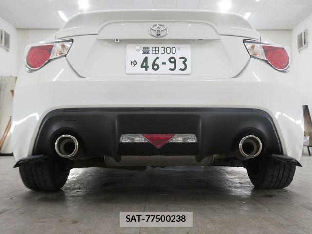 Toyota 86 2015-02 7506699-14