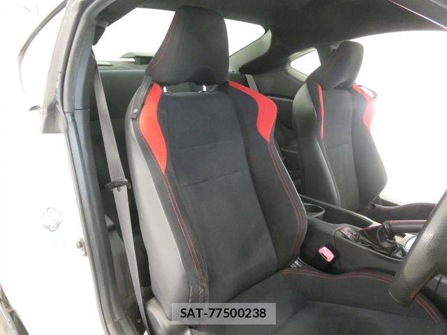 Toyota 86 2015-02 7506699-16