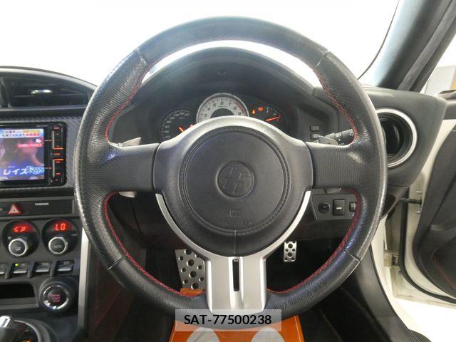 Toyota 86 2015-02 7506699-21