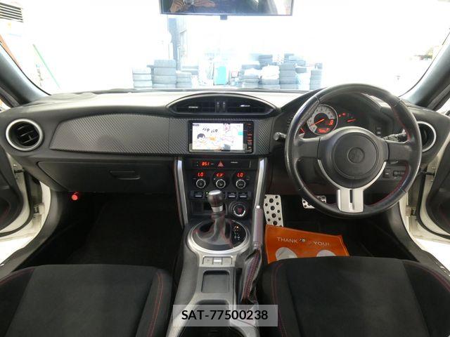 Toyota 86 2015-02 7506699-2