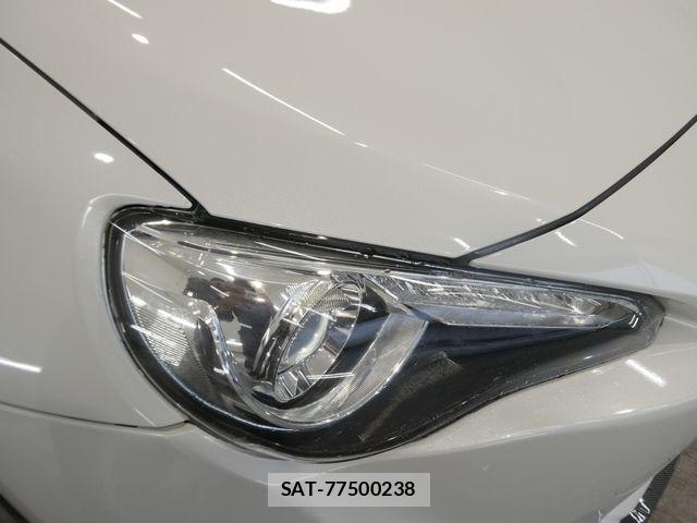 Toyota 86 2015-02 7506699-8