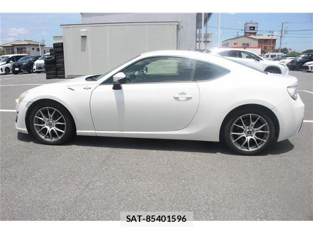 Toyota 86 2013-04 7506786-7