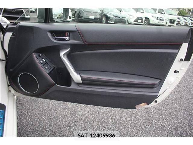 Toyota 86 2015-09 7498943-20