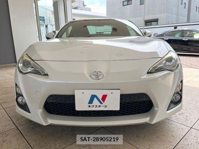 Toyota 86 2013-03 7506145-14