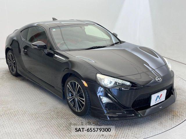 Toyota 86 2013-06 7614527-2