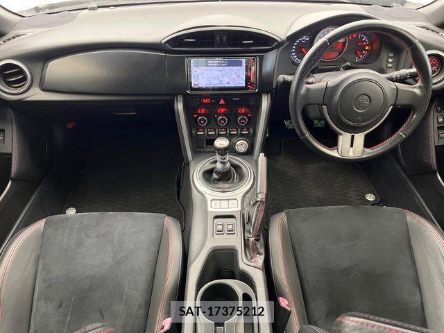 Toyota 86 2013-02 7614369-1