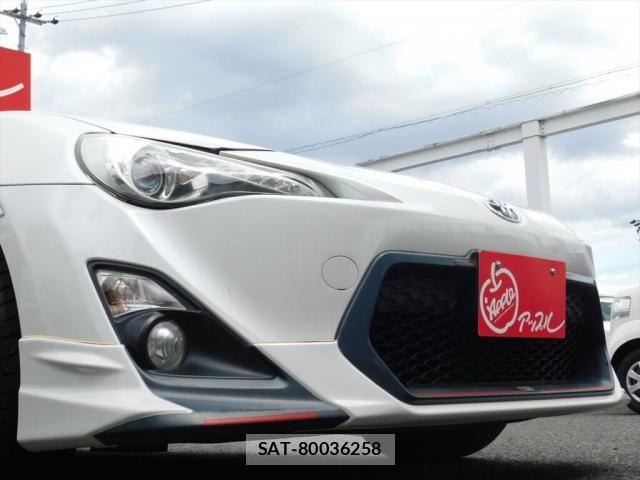 Toyota 86 2013-10 7614425-13
