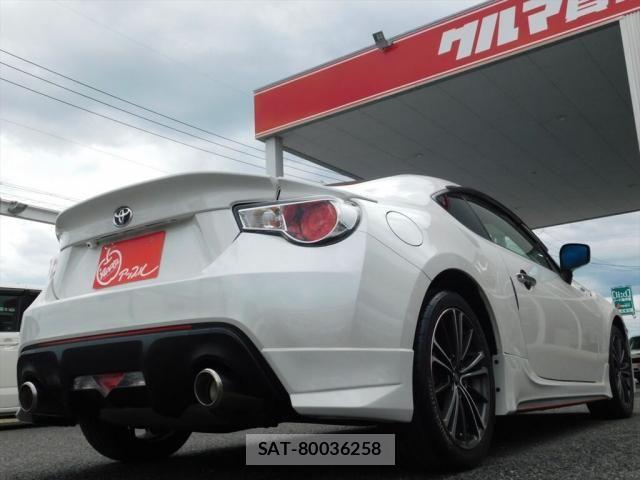 Toyota 86 2013-10 7614425-27
