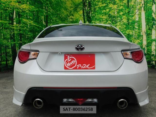Toyota 86 2013-10 7614425-2