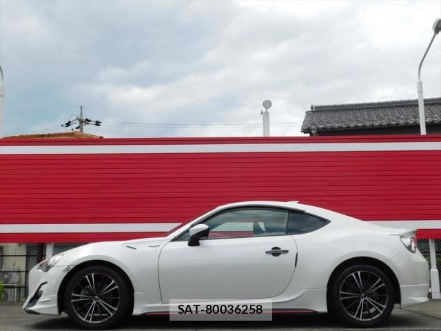 Toyota 86 2013-10 7614425-4