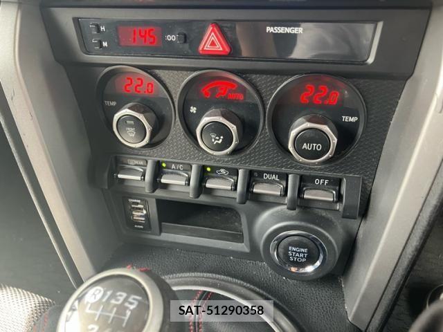 Toyota 86 2012-05 7614539-13