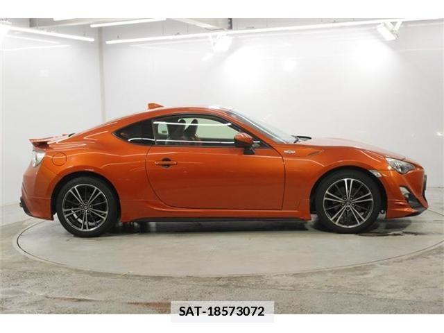 Toyota 86 2014-10 7719703-3