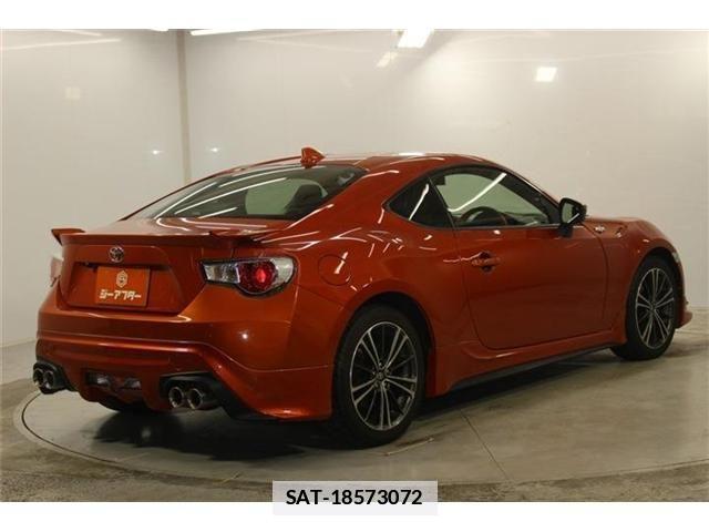Toyota 86 2014-10 7719703-4