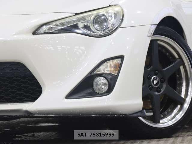 Toyota 86 2015-10 7719479-15