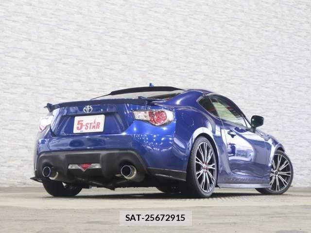 Toyota 86 2013-02 7780857-14