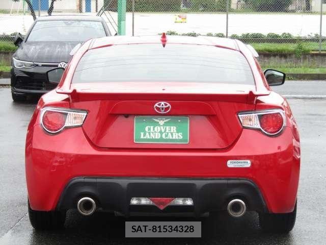 Toyota 86 2015-06 7780929-25