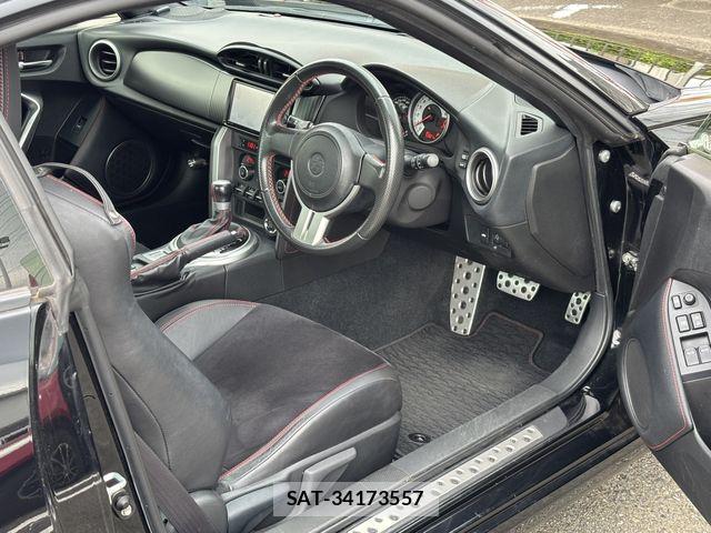 Toyota 86 2012-06 7875054-9