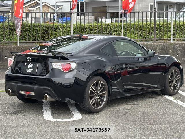 Toyota 86 2012-06 7875054-2