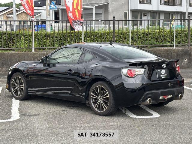 Toyota 86 2012-06 7875054-8