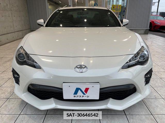 Toyota 86 2017-07 7901720-14