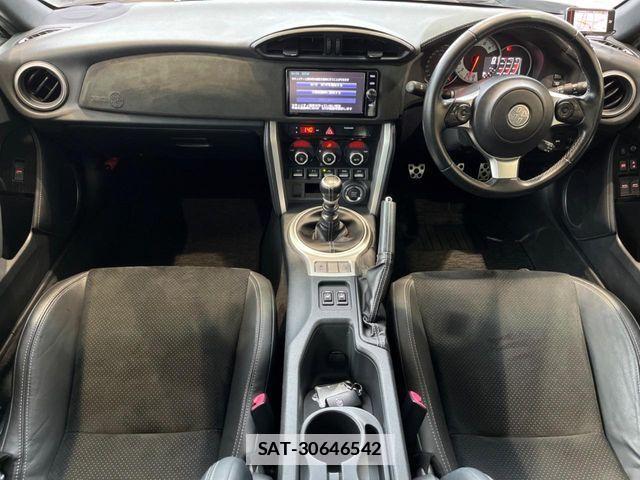 Toyota 86 2017-07 7901720-1