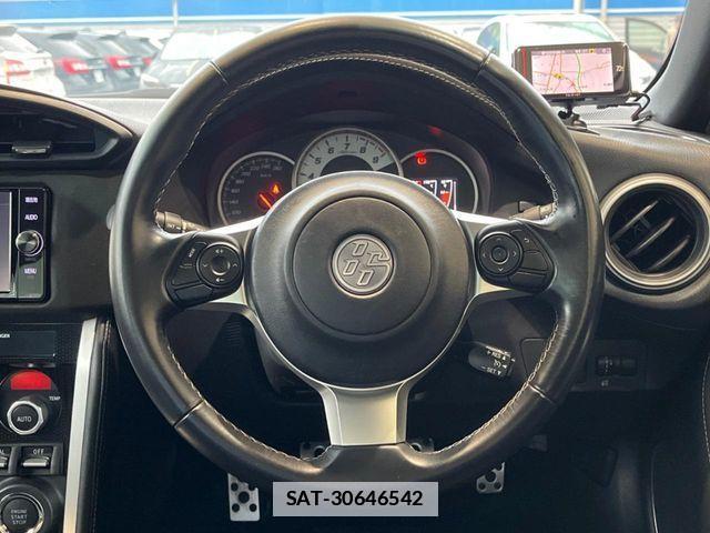 Toyota 86 2017-07 7901720-8