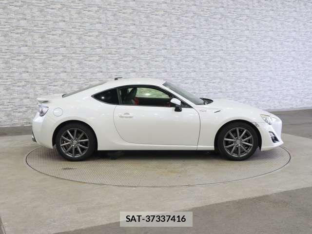 Toyota 86 2012-10 7959648-12