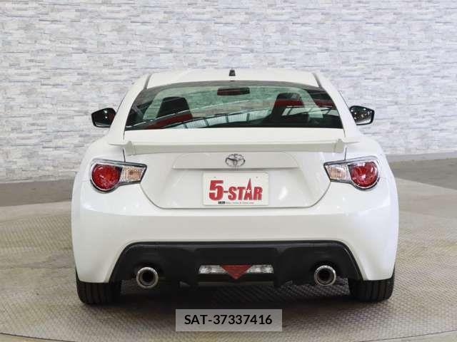 Toyota 86 2012-10 7959648-13