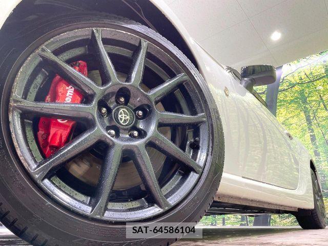 Toyota 86 2017-11 7978159-12