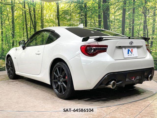 Toyota 86 2017-11 7978159-16