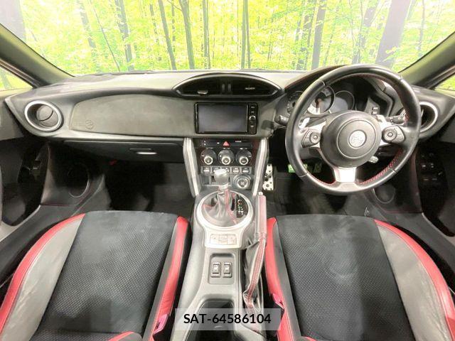Toyota 86 2017-11 7978159-1