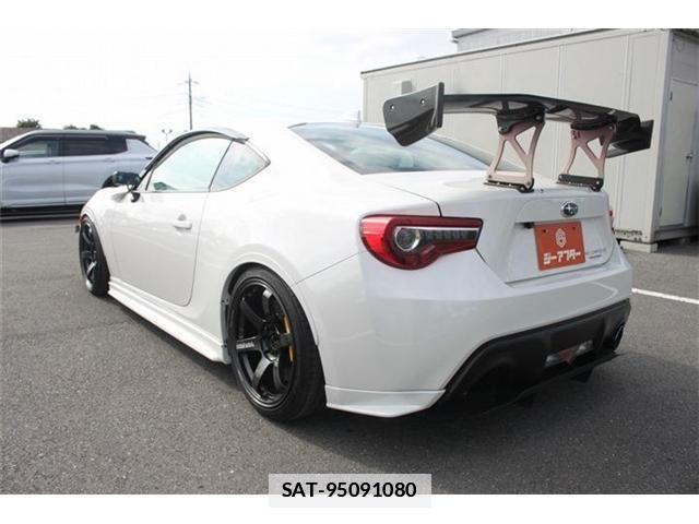 Toyota 86 2016-04 7978167-22