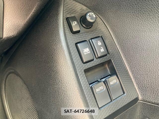 Toyota 86 2012-10 7978240-12