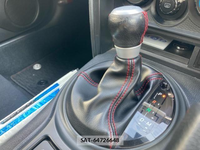 Toyota 86 2012-10 7978240-16