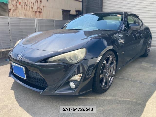 Toyota 86 2012-10 7978240-1