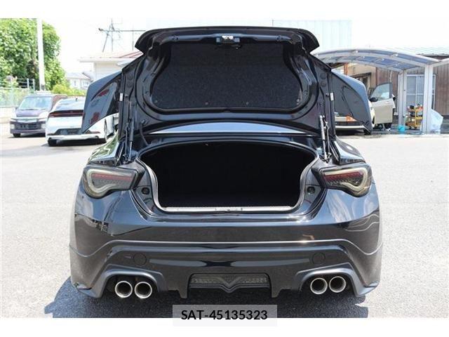 Toyota 86 2012-11 7978190-25