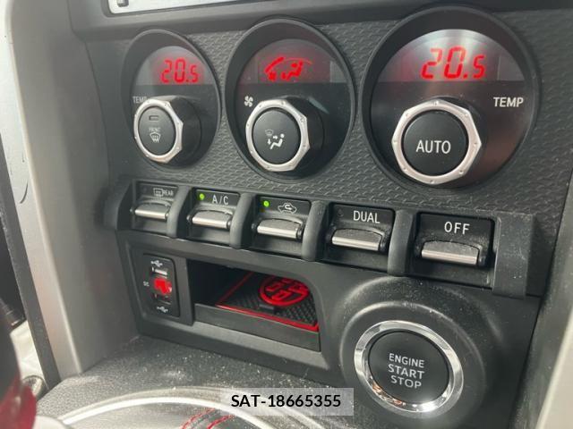 Toyota 86 2014-12 8033728-19