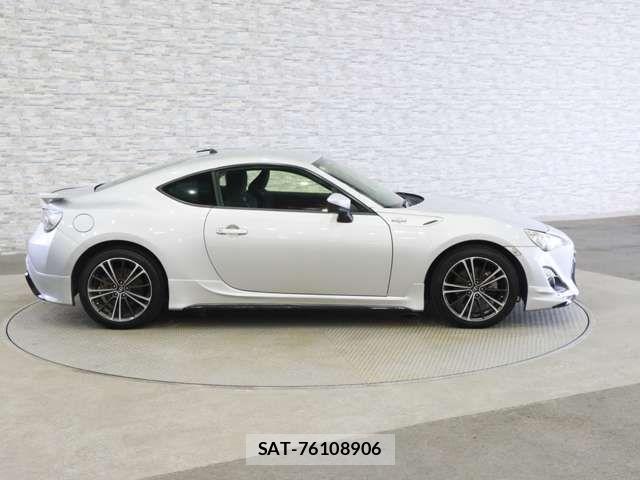 Toyota 86 2012-05 8033661-8