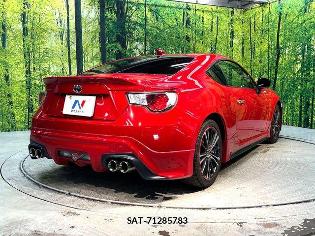 Toyota 86 2013-12 8033864-16