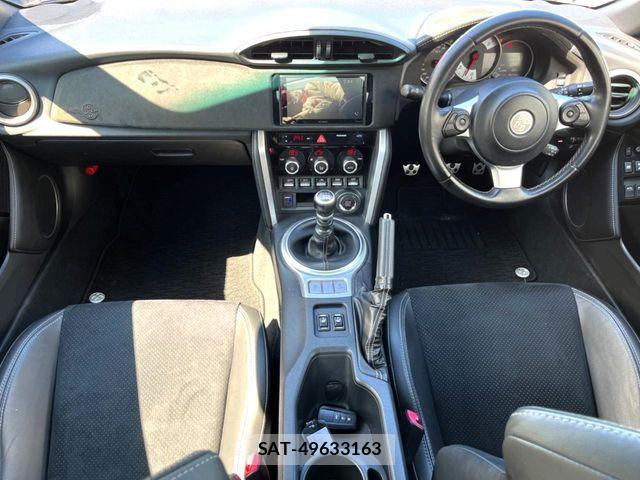 Toyota 86 2020-12 8033364-1