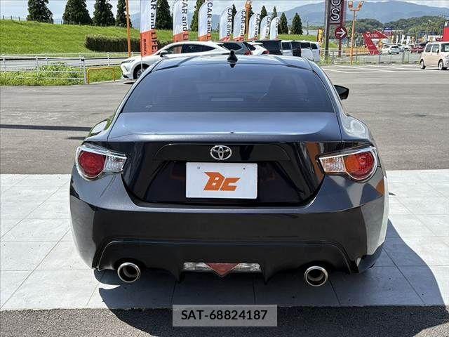 Toyota 86 2012-05 8072221-13