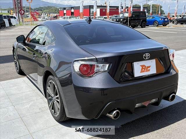 Toyota 86 2012-05 8072221-14