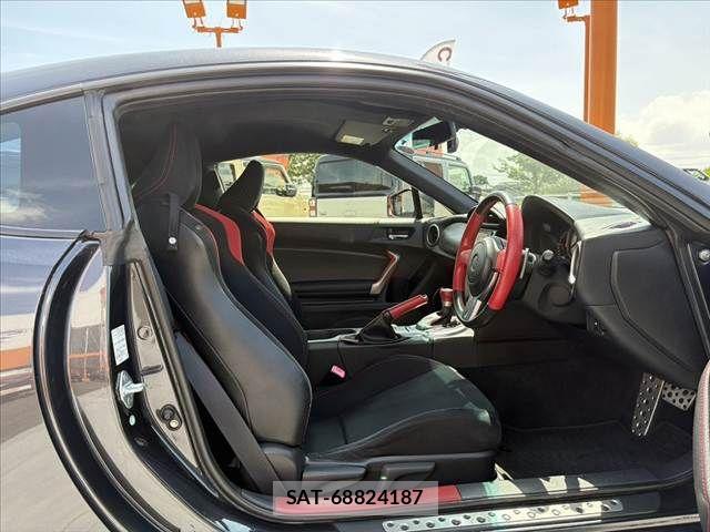 Toyota 86 2012-05 8072221-15