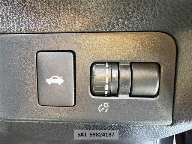 Toyota 86 2012-05 8072221-4